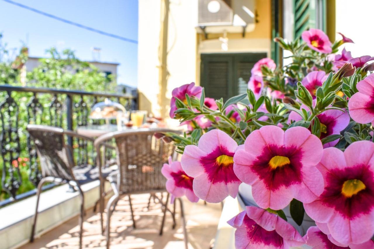 Marilou'S Cottage Agios Matthaios  Exterior photo